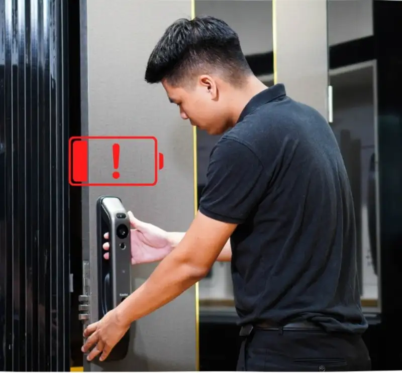 thay-pin-khoa-cua-thong-minh-2